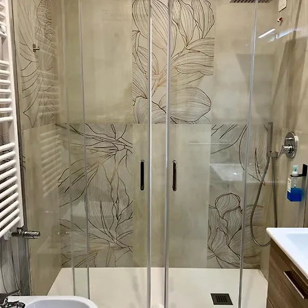 Le Dimore Di Lorenzo בית הארחה נאפולי