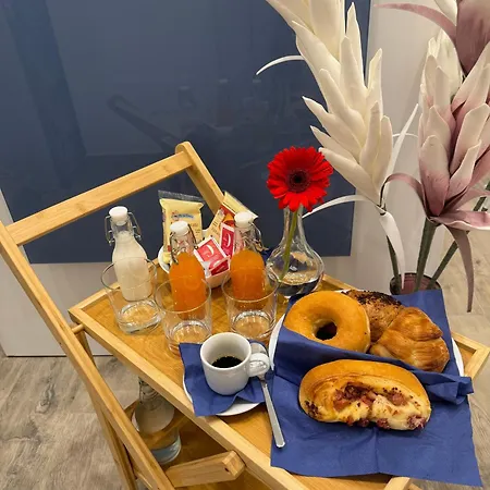 Le Dimore Di Lorenzo 4* נאפולי