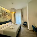 Le Dimore Di Lorenzo בית הארחה 4*