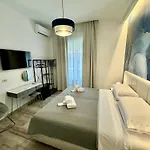 Le Dimore Di Lorenzo בית הארחה 4*